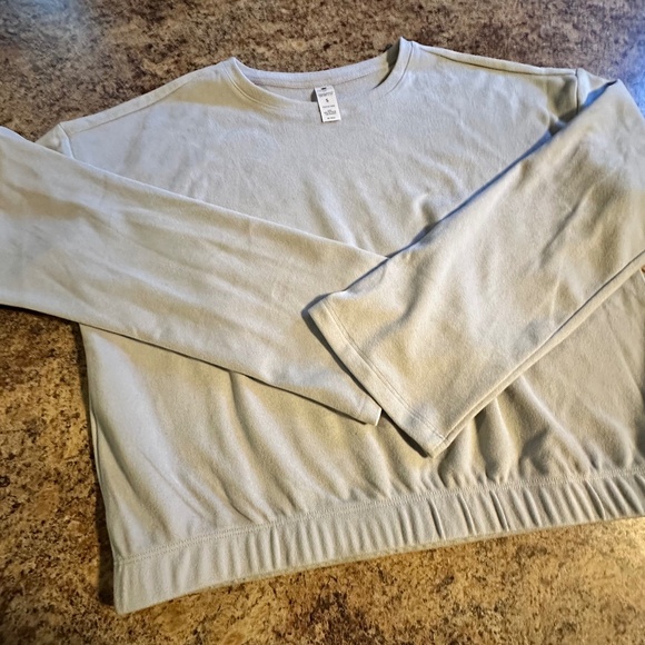Yogalicious Lux Fleece Rib Breathless Crop Crewneck Long Sleeve Size S - Picture 1 of 5